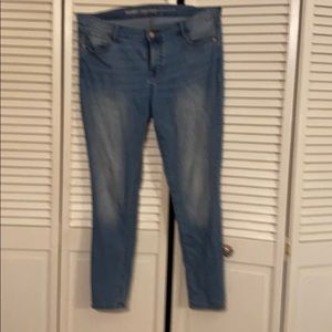 Old Navy super skinny jeans